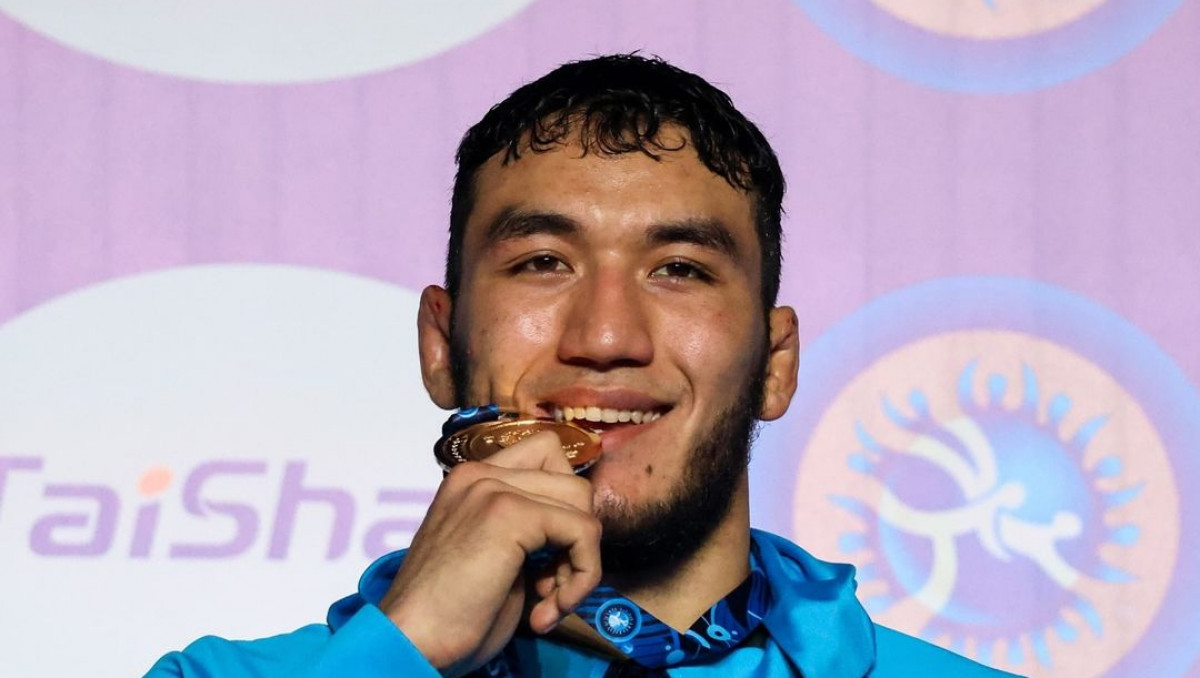 Тарихи сәт! Ризабек Айтмұхан 3 дүркін әлем чемпионы атанды!