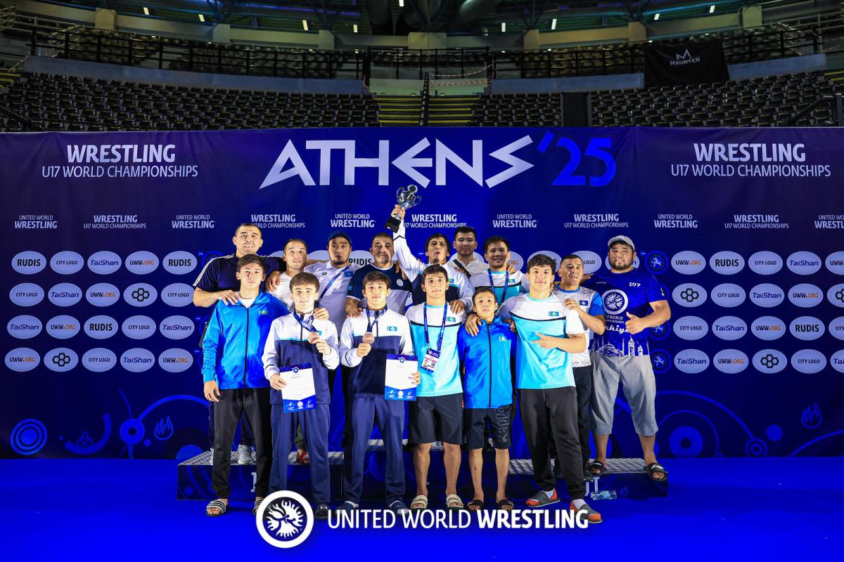 Завершился чемпионат мира U17 по вольной борьбе: каков итоговый результат?